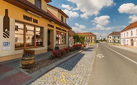 Penzion&Vinný bar Régio